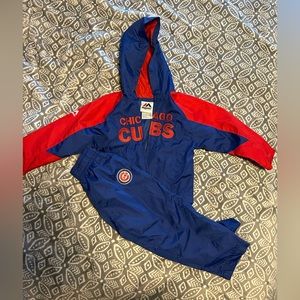 Chicago Cubs windbreaker outfit